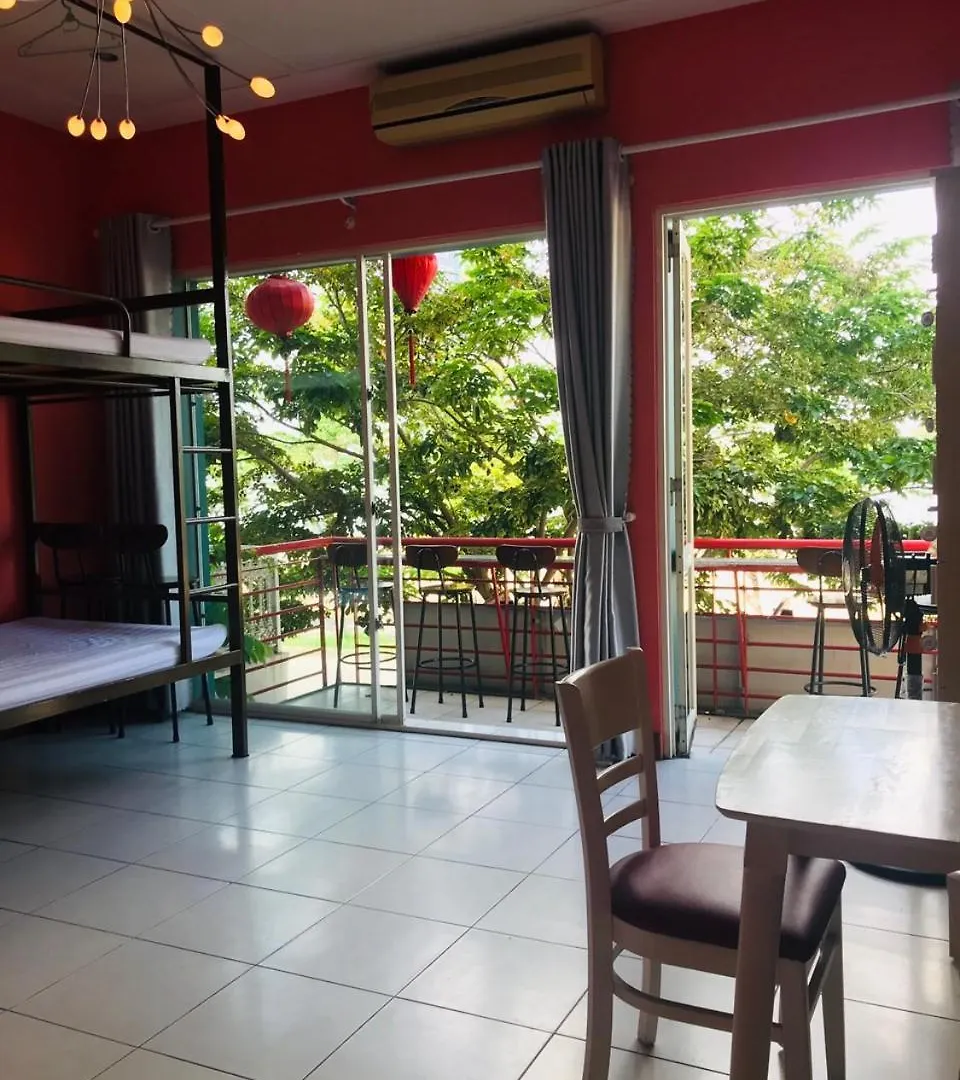 Trip House Hostel & Bistro Da Nang 0*,  Vietnam