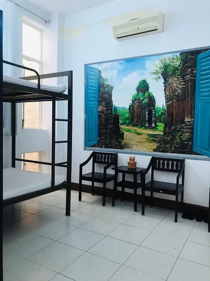 Trip House Hostel & Bistro Da Nang Vietnam